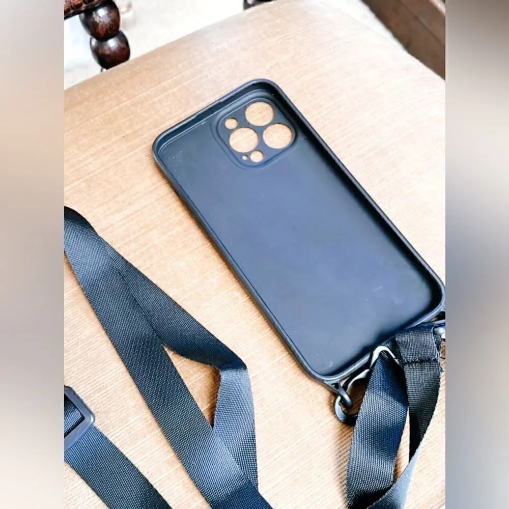black iphone 13 case - Picture 3 of 3